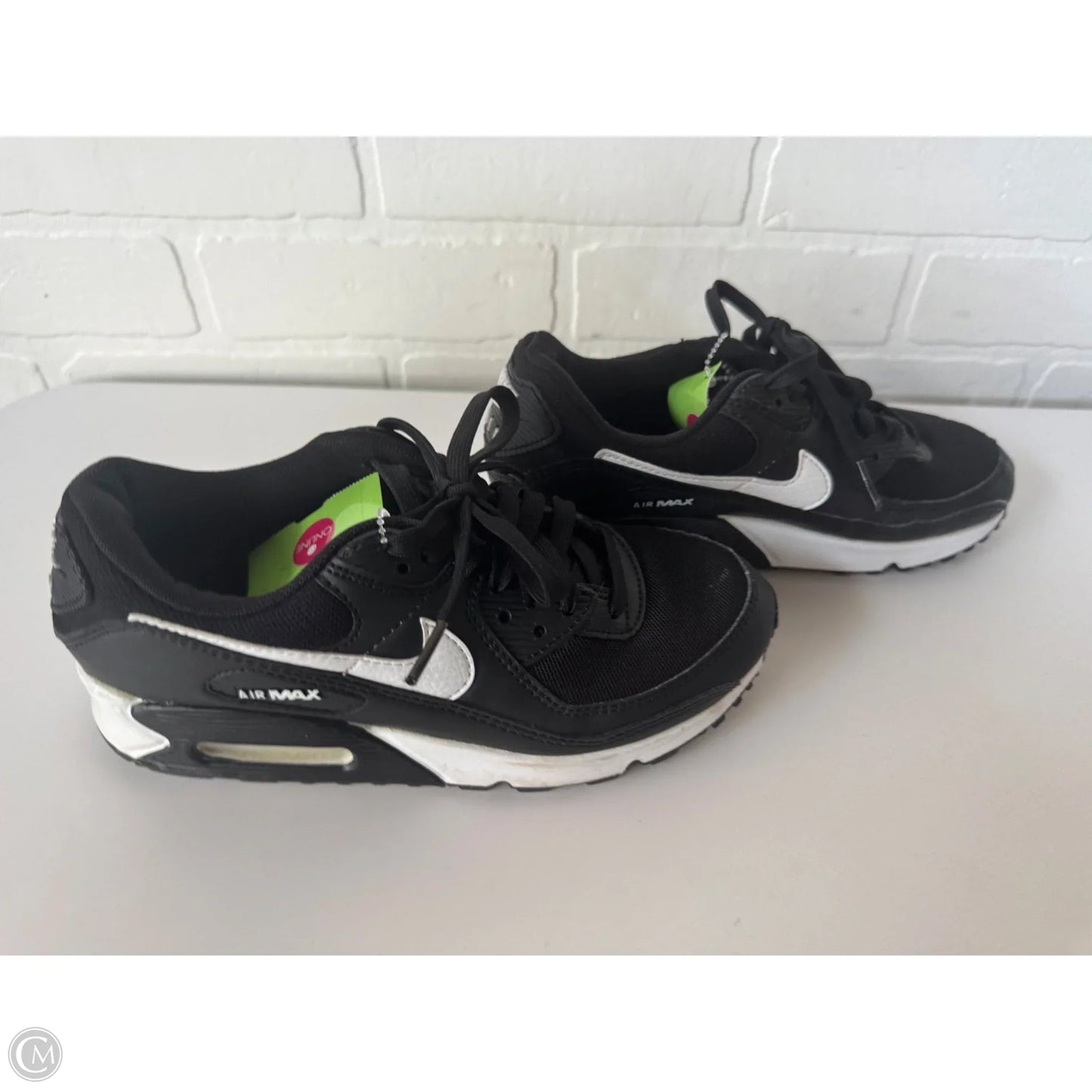 Shoes Athletic By Nike In Black & White, Size: 6