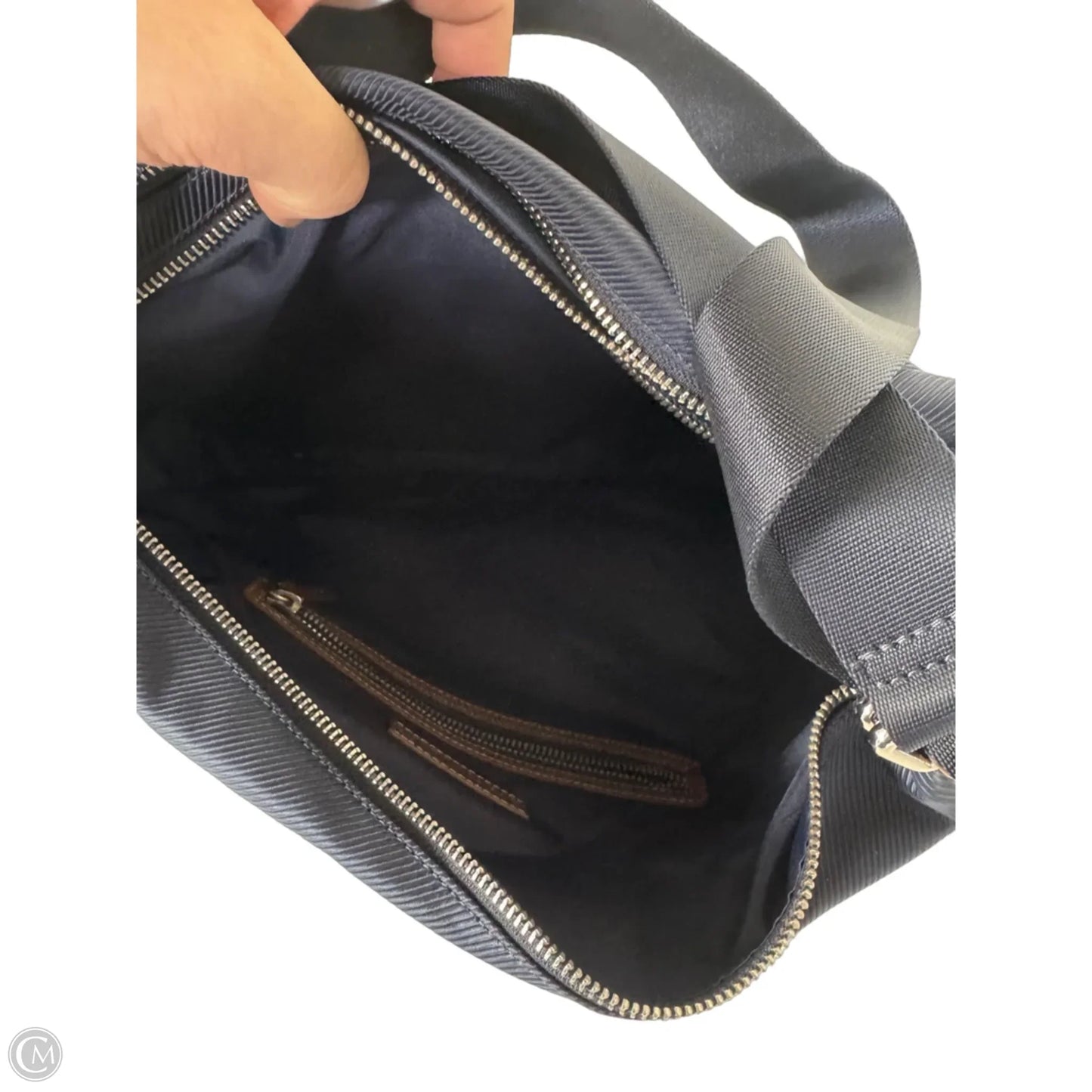 Tote By Clothes Mentor, Size: Medium