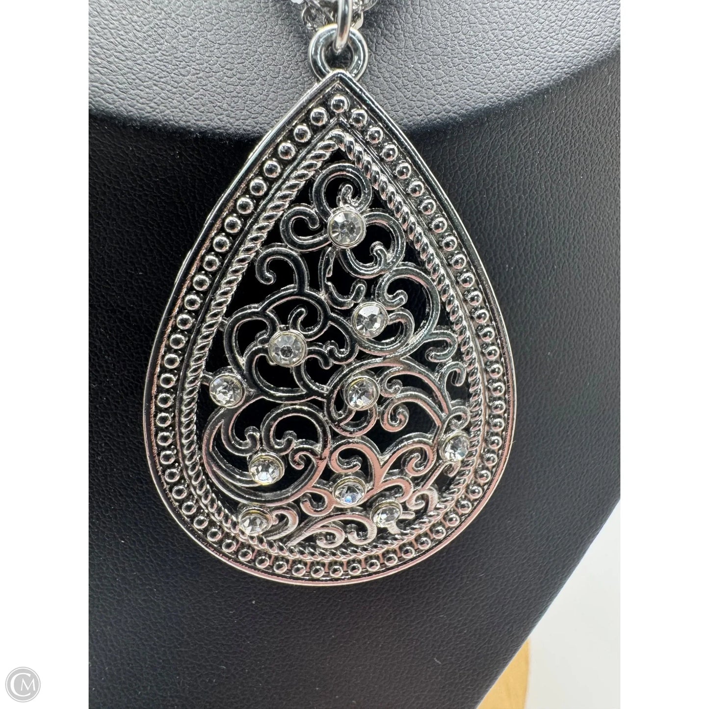Necklace Pendant By Clothes Mentor