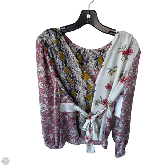 Top Long Sleeve By Gimmicks In Cream & Pink, Size: L