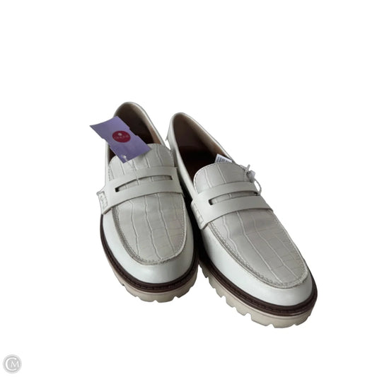 Shoes Flats By Journee In White, Size: 6.5