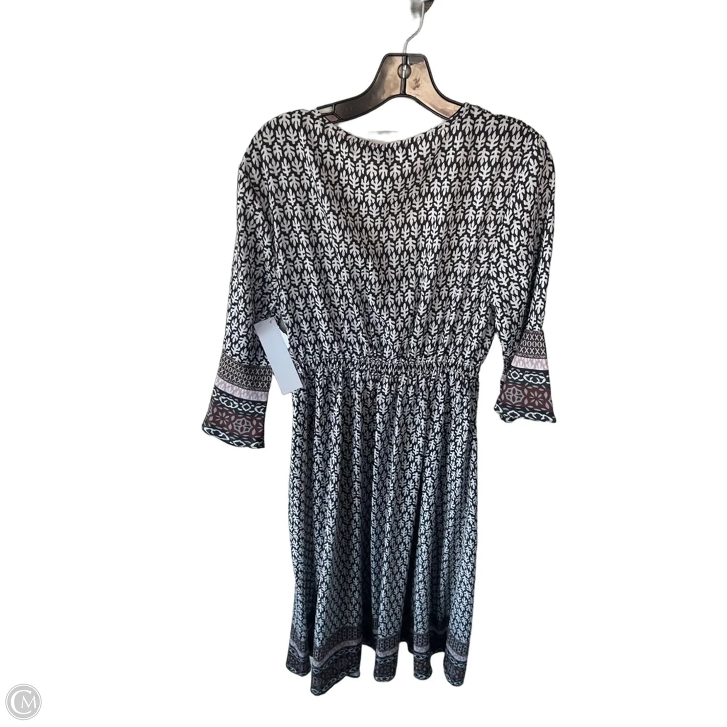 Dress Casual Midi By Clothes Mentor In Black & White, Size: S