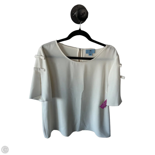 Top Short Sleeve By Cece In Cream, Size: Xl