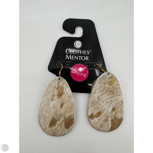 Earrings Dangle/drop By Clothes Mentor