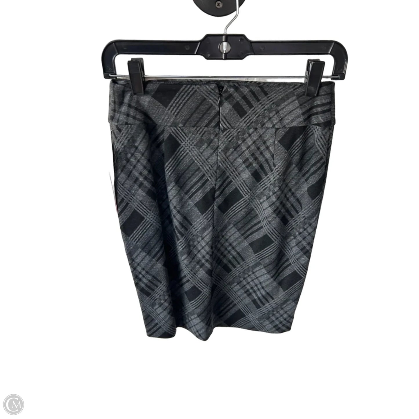 Skirt Mini & Short By Halogen In Black & Grey, Size: 0p