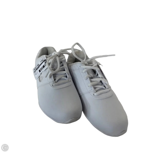 Shoes Sneakers By Fila In White, Size: 6.5