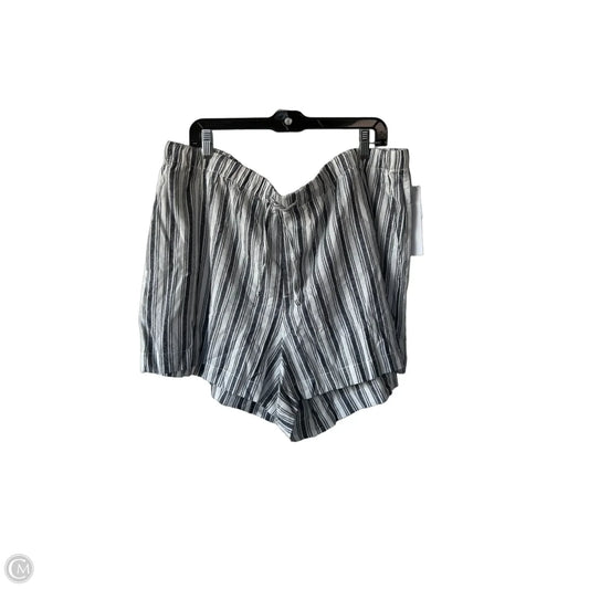 Shorts By Gap In Grey & White, Size: 18