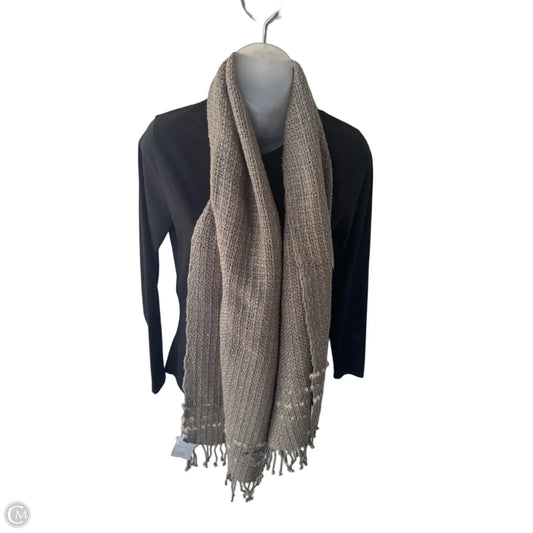 Scarf Winter By Clothes Mentor In Green & Grey