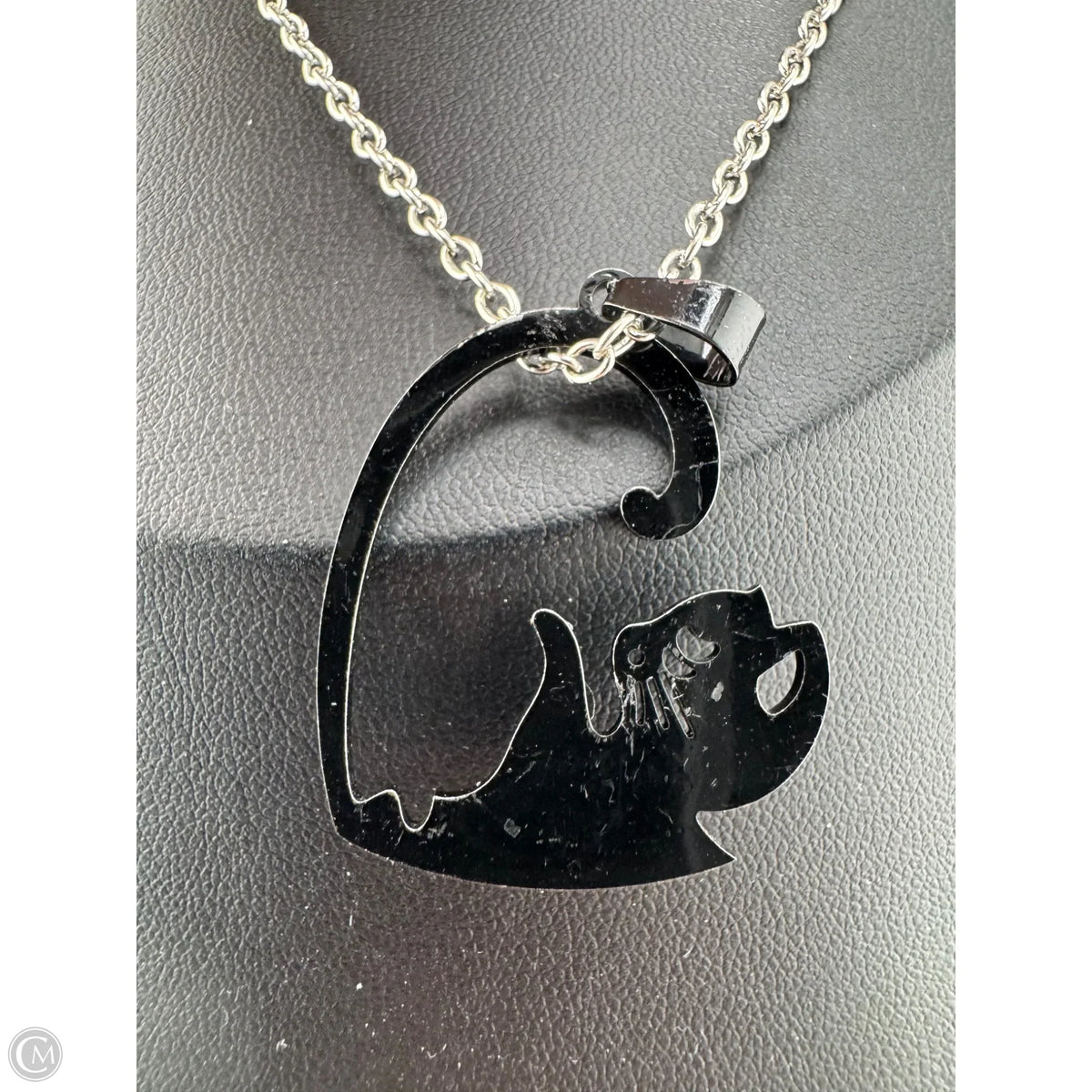 Necklace Charm By Clothes Mentor