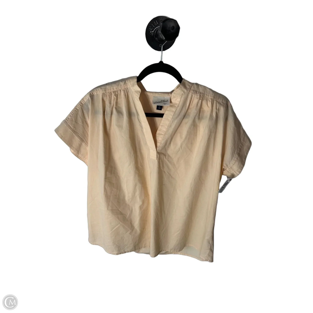 Top Short Sleeve By Universal Thread In Cream, Size: Xs