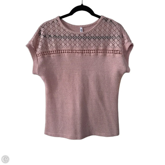 Top Short Sleeve By Dokotoo In Pink, Size: S