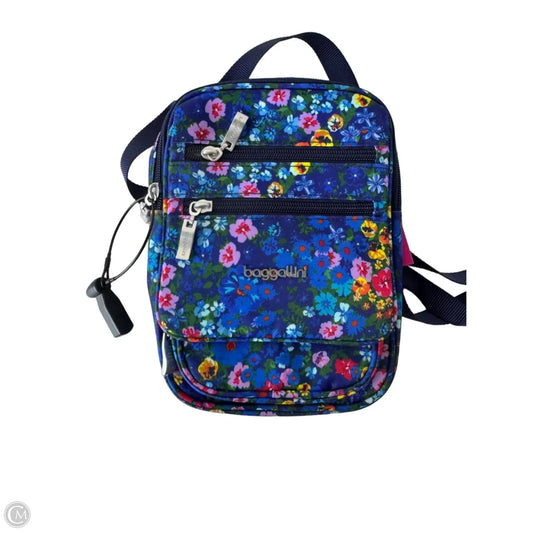 Crossbody By Baggallini, Size: Small