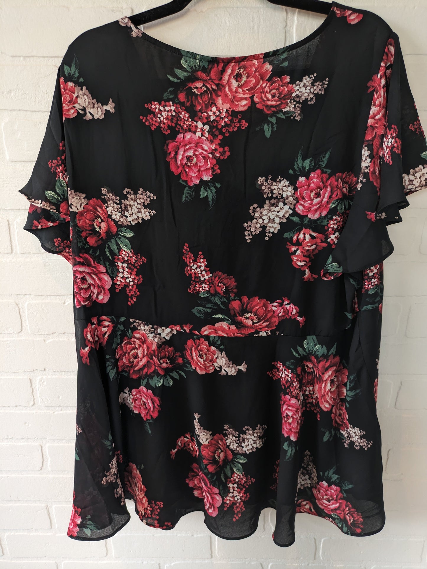 Top Short Sleeve By Torrid  Size: 3x