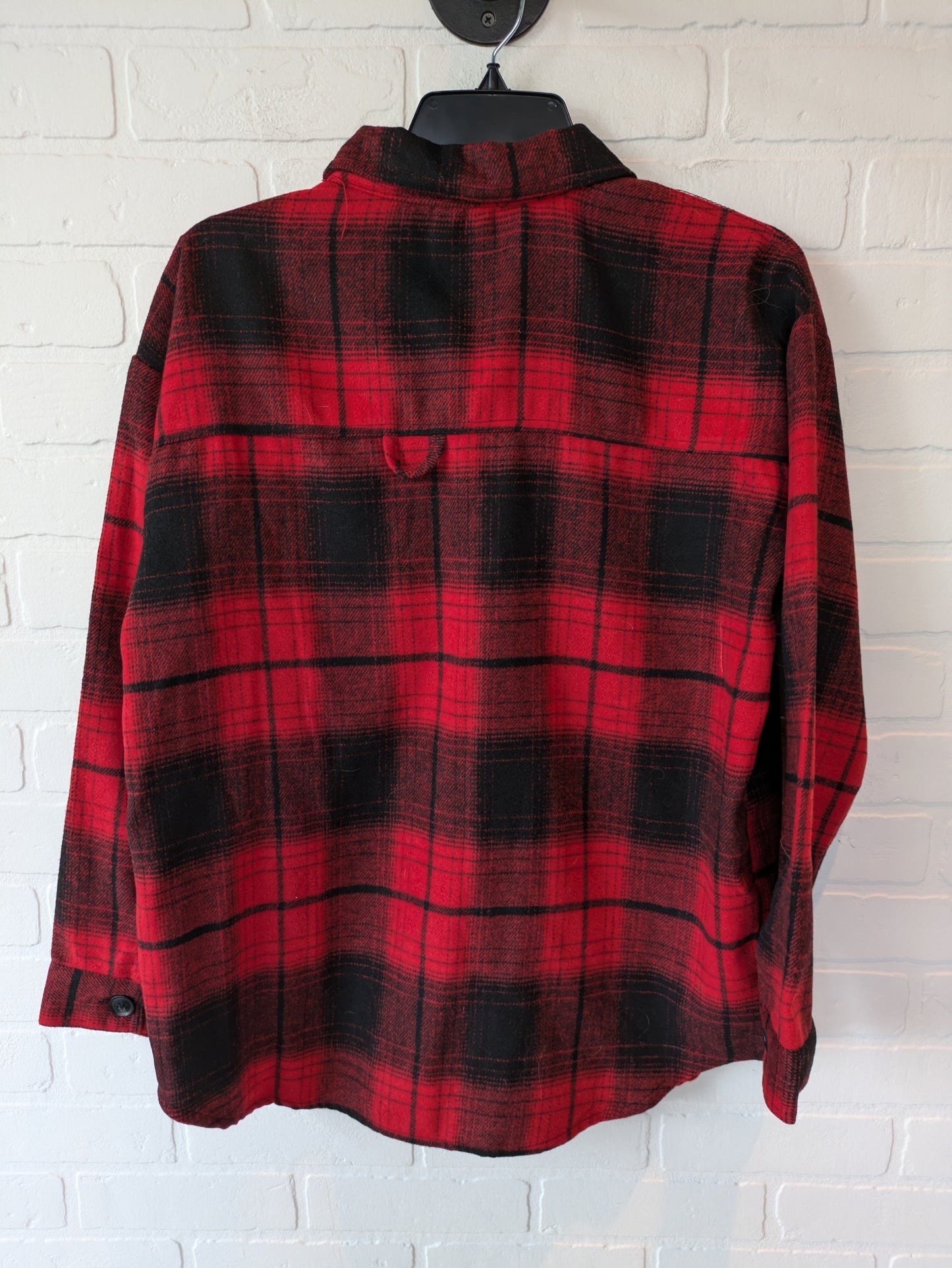 Top Long Sleeve By No Boundaries In Red Black, Size: L