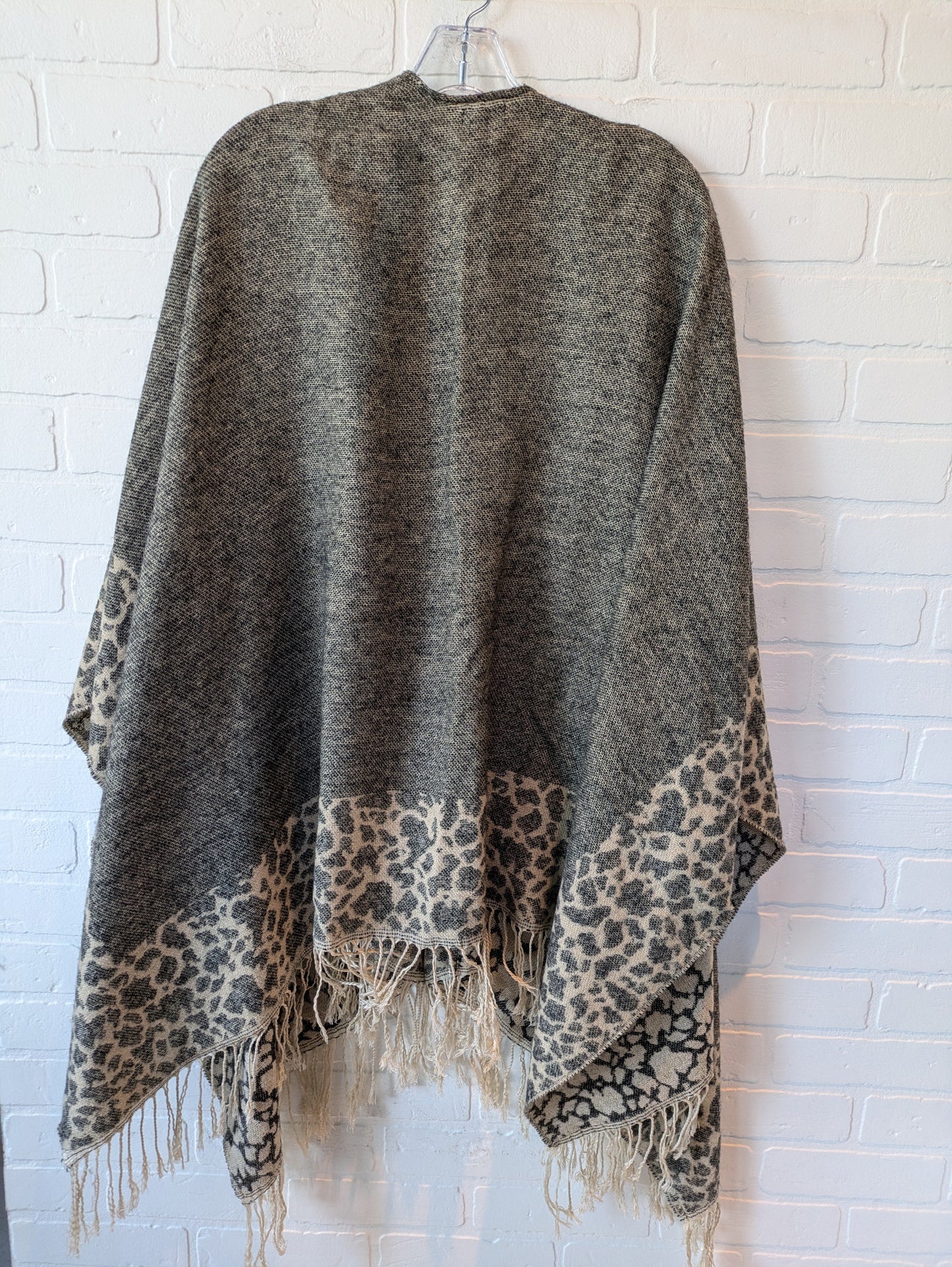 Shawl By Croft And Barrow In Animal Print, Size: Onesize