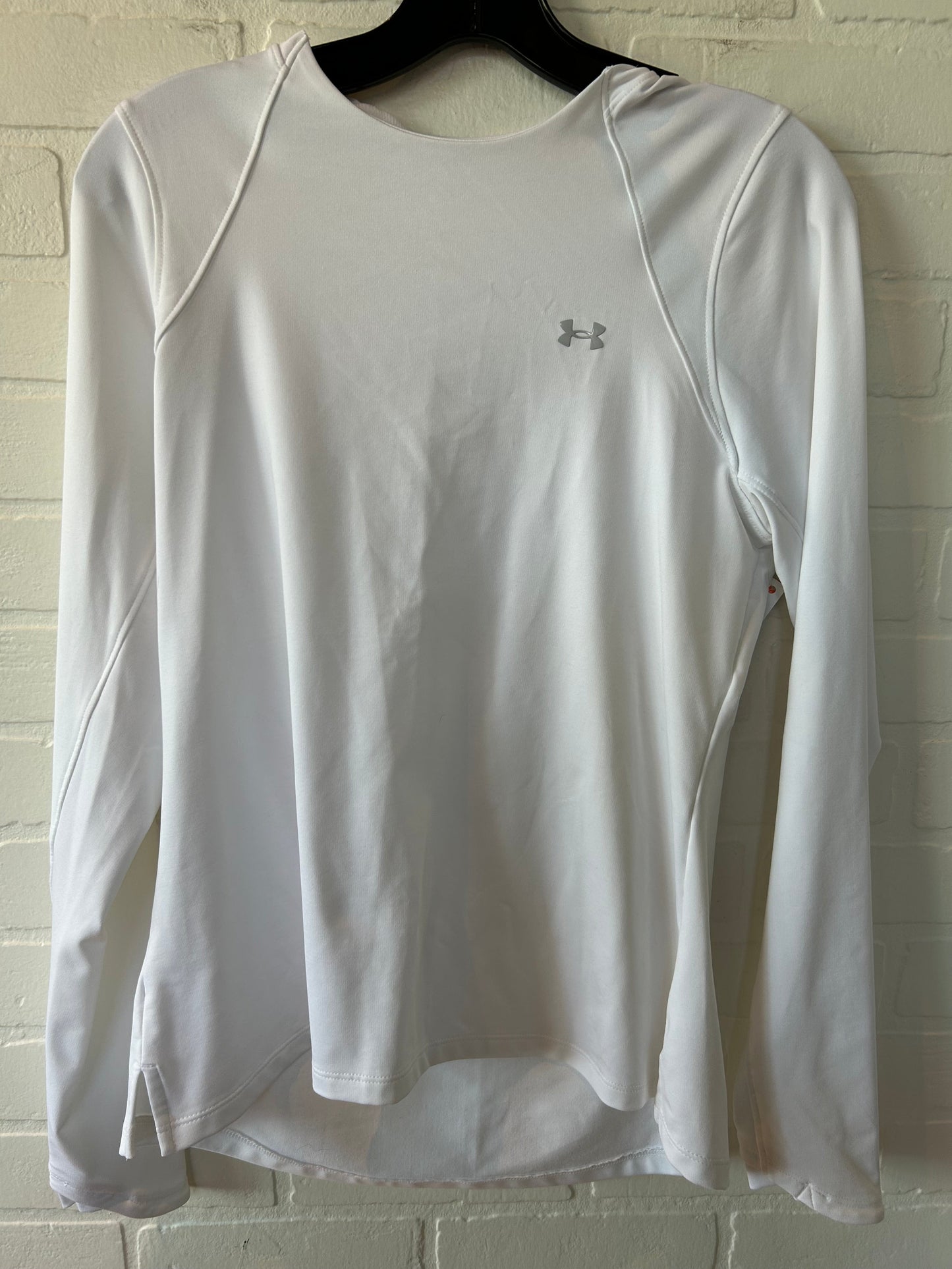 White Athletic Top Long Sleeve Crewneck Under Armour, Size M