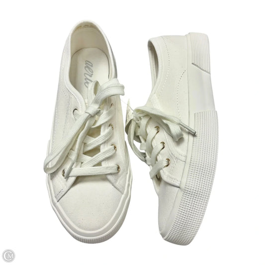 Shoes Sneakers By Aerie In White, Size: 7