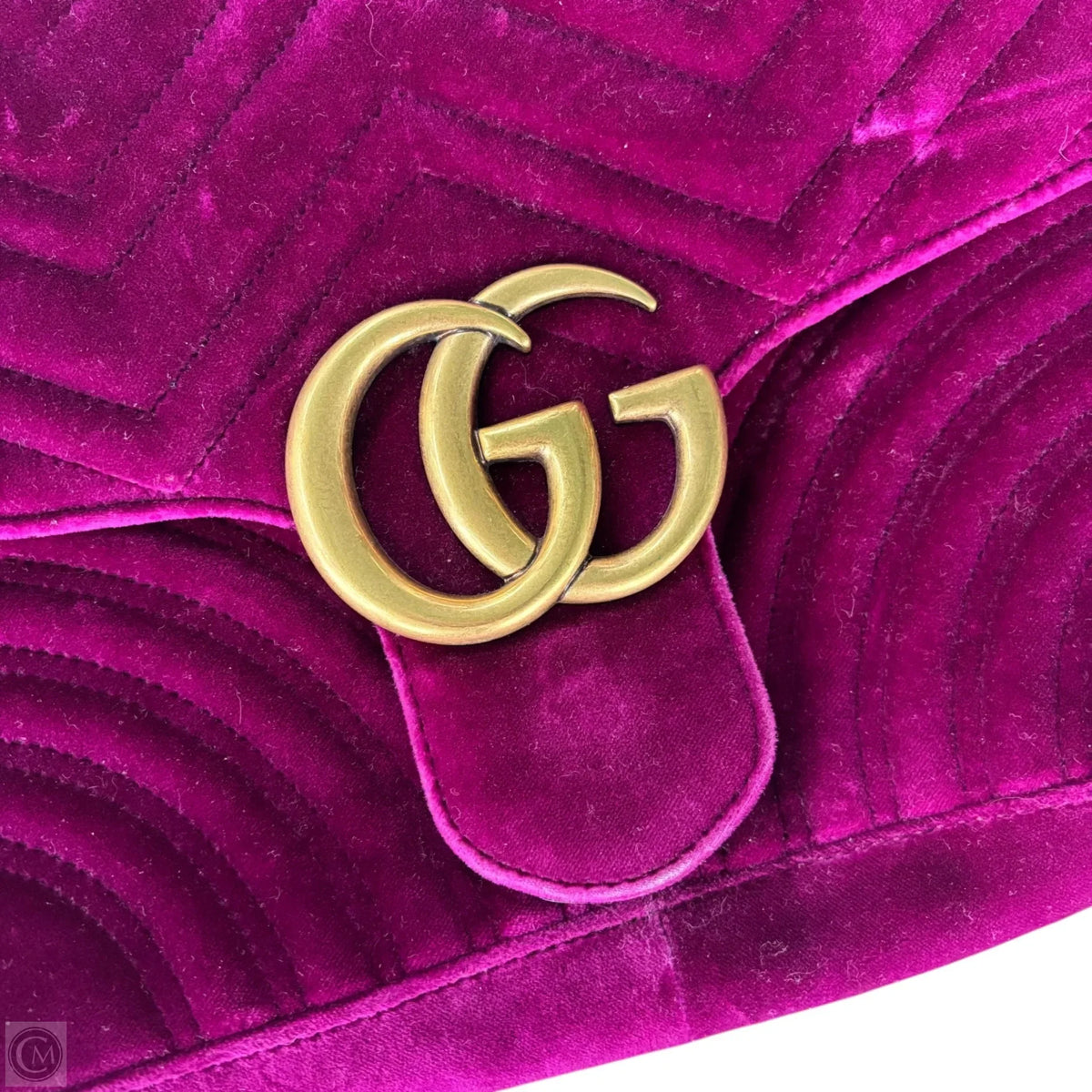Handbag Luxury Designer By Gucci, Size: Medium