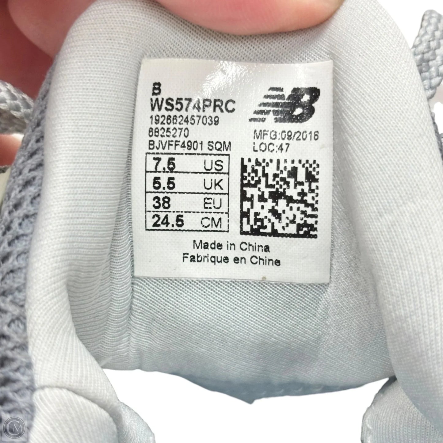 Shoes Athletic By New Balance In Grey, Size: 7.5