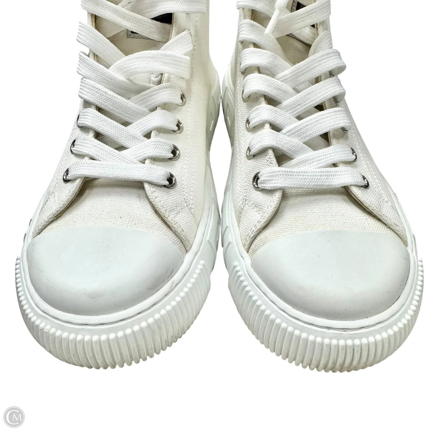 Shoes Luxury Designer By Versace In White, Size: 6.5