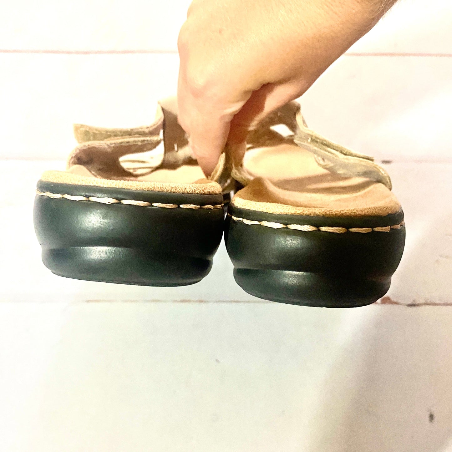 Sandals Flats By Clarks  Size: 8.5