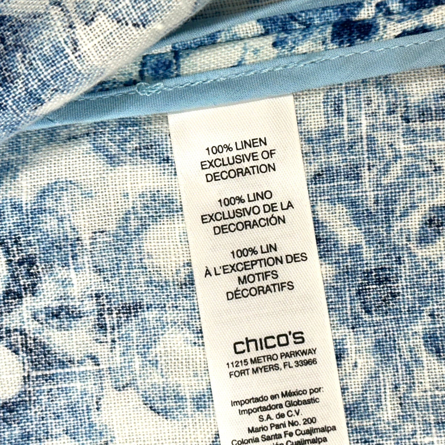 Kimono By Chicos In Blue & White, Size: S