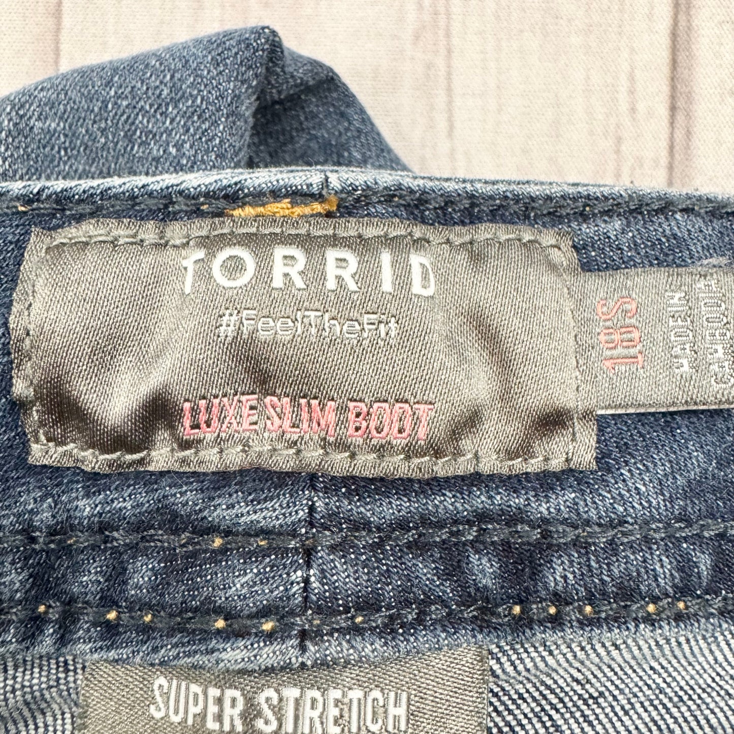 Jeans Boot Cut By Torrid In Blue Denim, Size: 18p