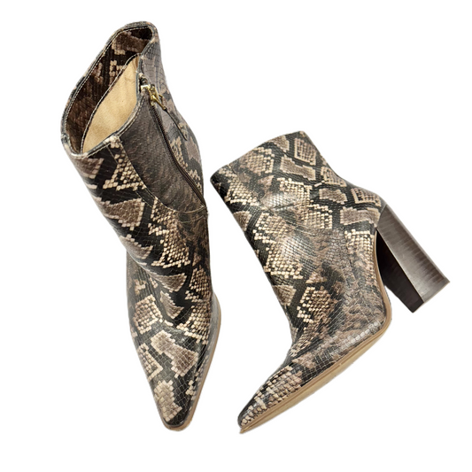 Boots Ankle Heels By Jennifer Lopez In Snakeskin Print, Size: 9.5