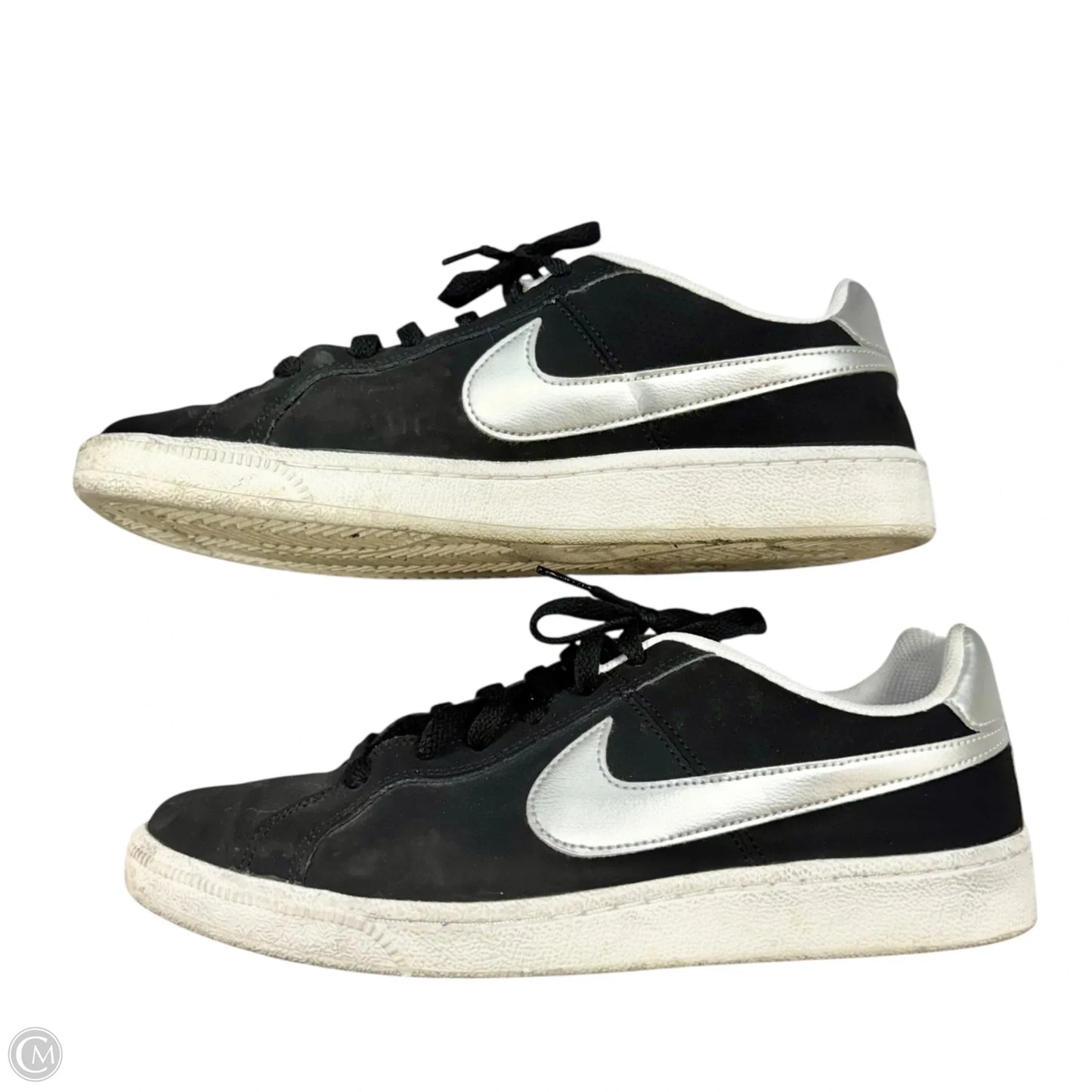 Shoes Sneakers By Nike In Black & Silver, Size: 11