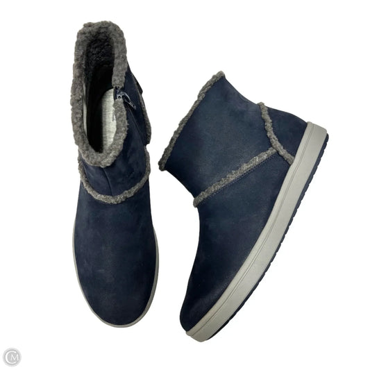 Boots Ankle Flats By Clarks In Navy, Size: 10