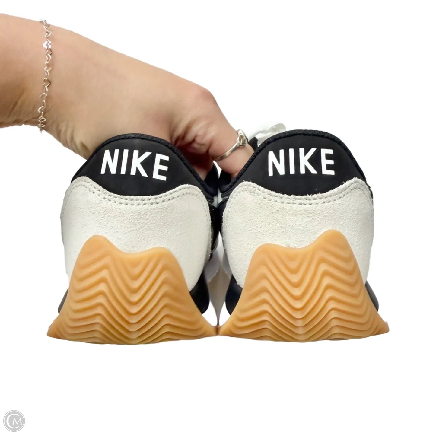 Shoes Sneakers By Nike In Black & White, Size: 9.5