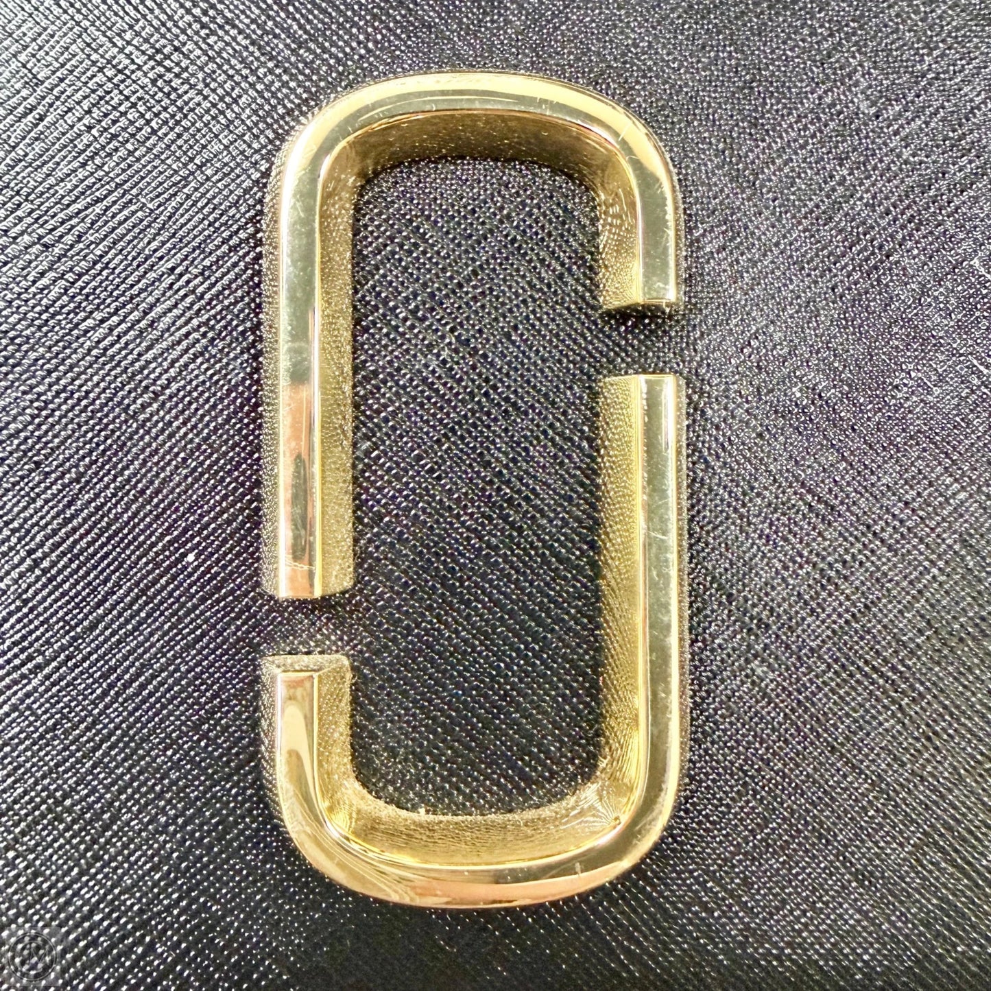 Crossbody Luxury Designer By Marc Jacobs, Size: Small