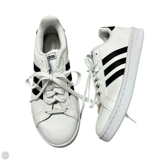 Shoes Sneakers By Adidas In Black & White, Size: 7