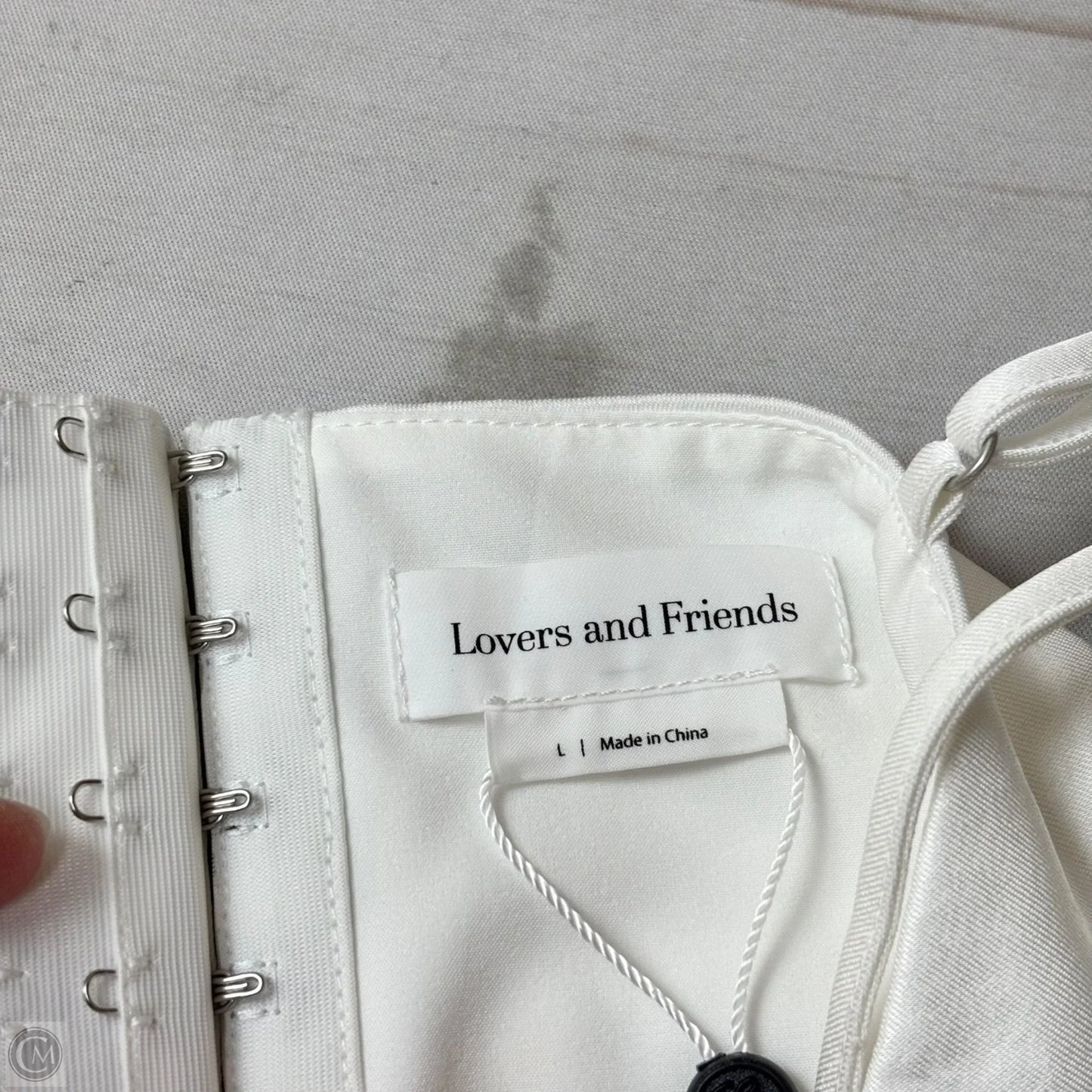 Dress Casual Short By Lovers & Friends In White, Size: L