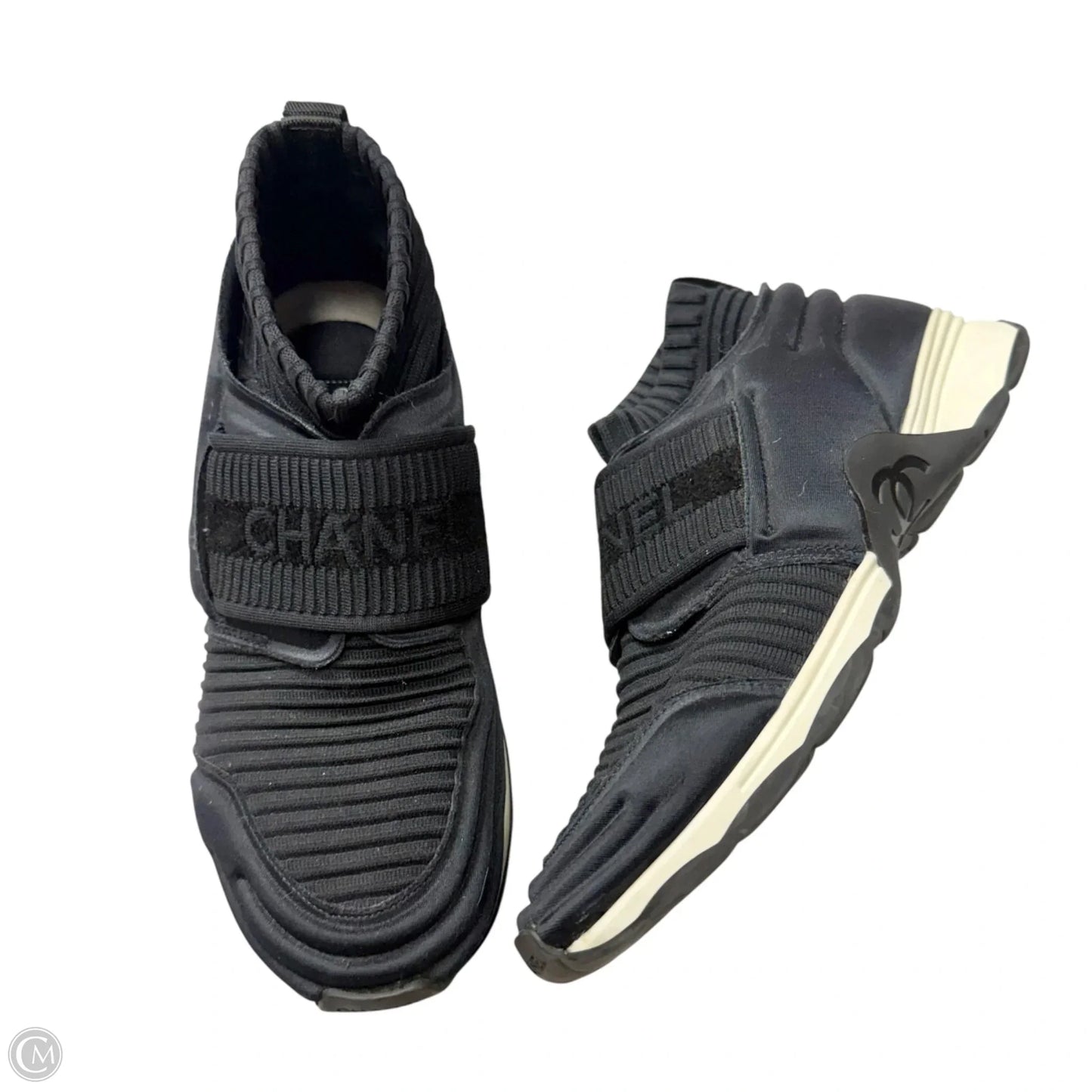 Shoes Luxury Designer By Chanel In Black & White, Size: 6.5