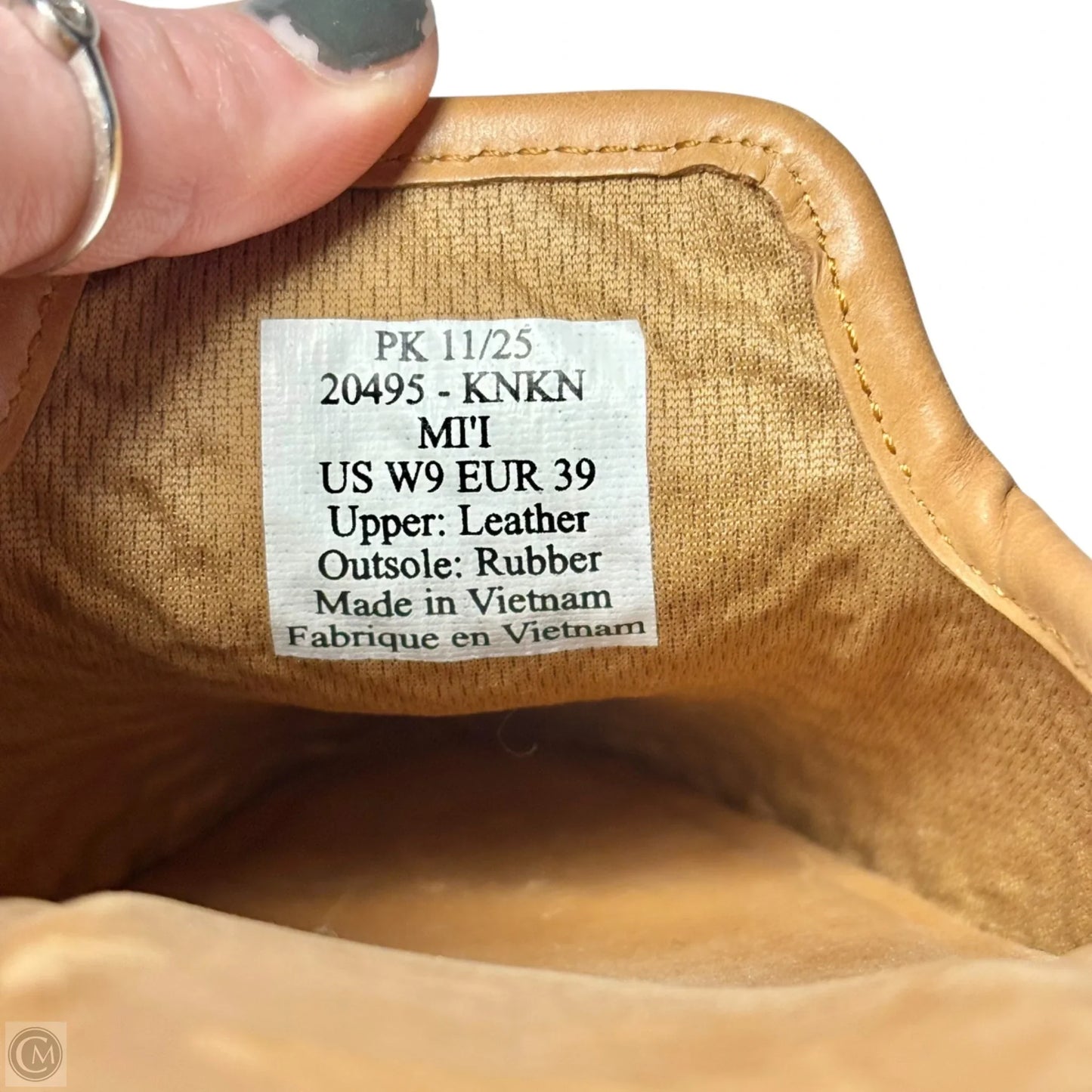 Shoes Flats By Olukai In Brown, Size: 9