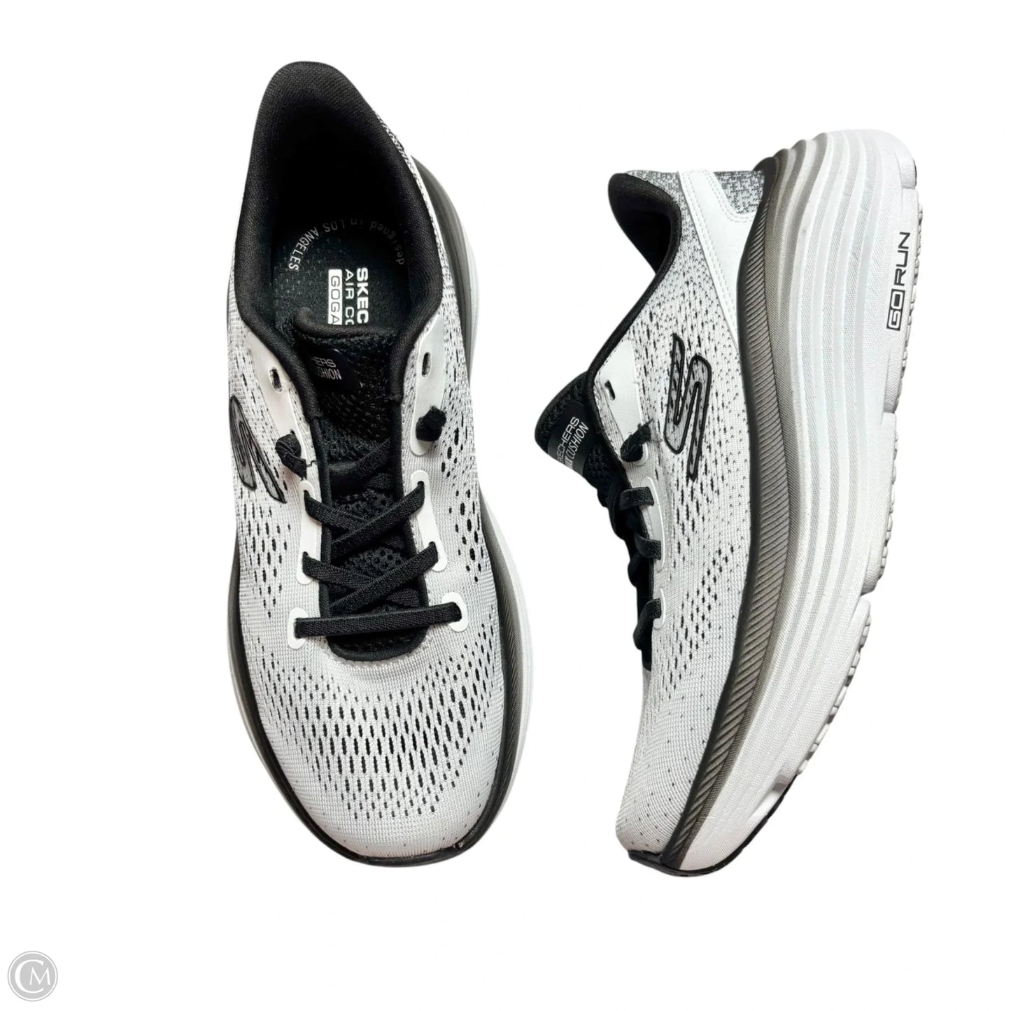 Shoes Athletic By Skechers In Black & White, Size: 6.5