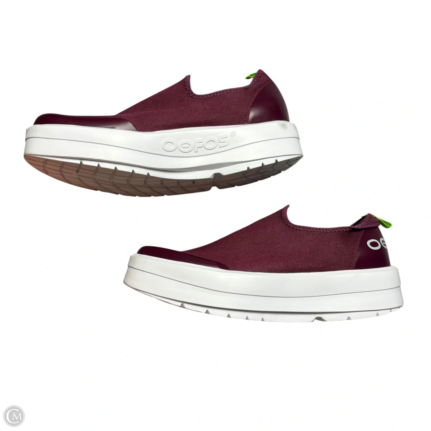 Shoes Sneakers By Oofos In Maroon, Size: 9.5