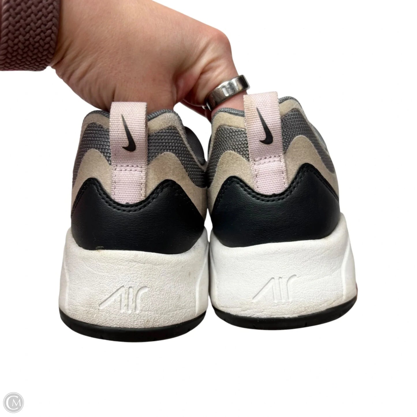 Shoes Sneakers By Nike In Grey & Purple, Size: 6.5