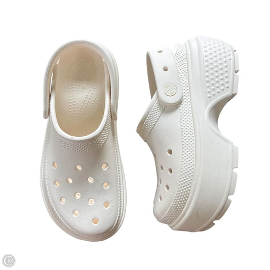 Shoes Heels Platform By Crocs In White, Size: 7