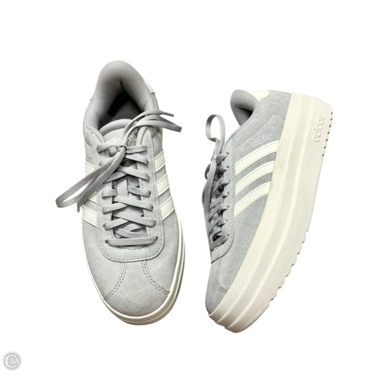 Shoes Sneakers By Adidas In Grey & White, Size: 6