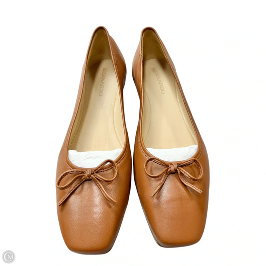 Shoes Flats By Bernardo In Brown, Size: 11