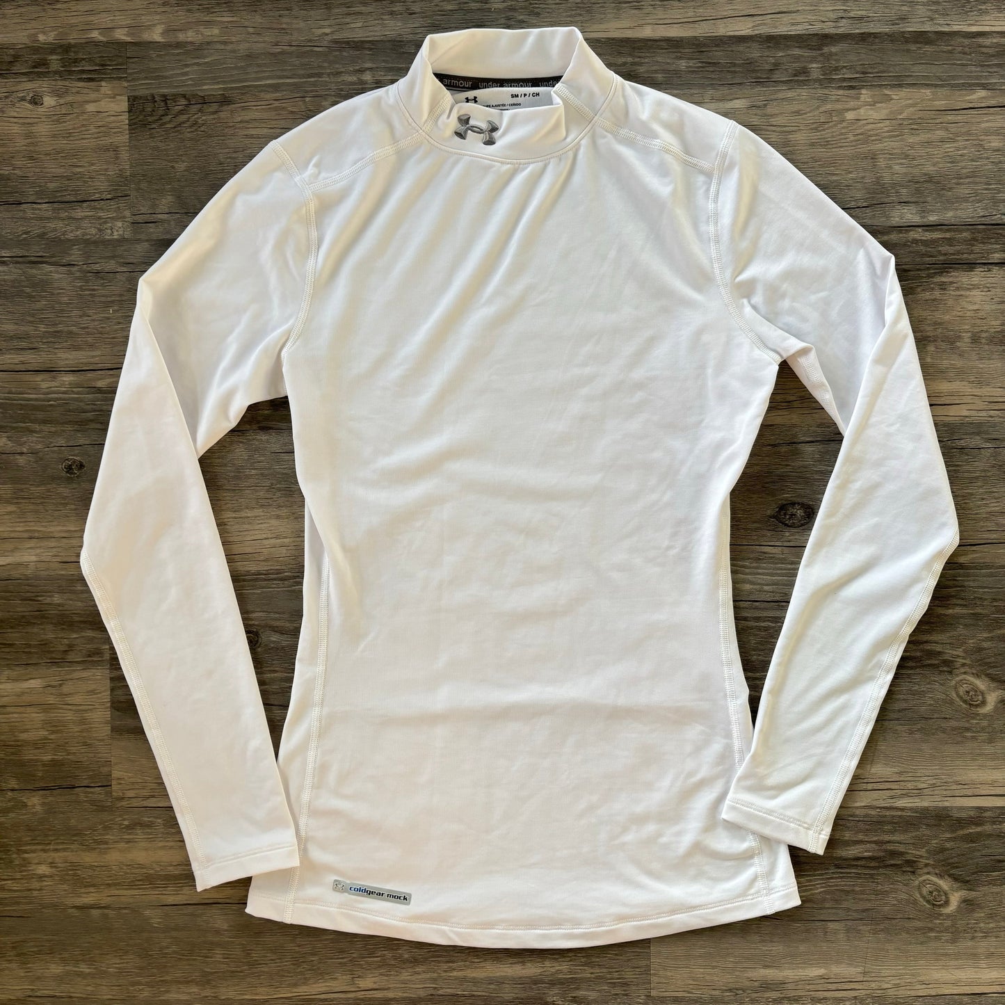 Athletic Top Long Sleeve Collar By Under Armour In White, Size: S