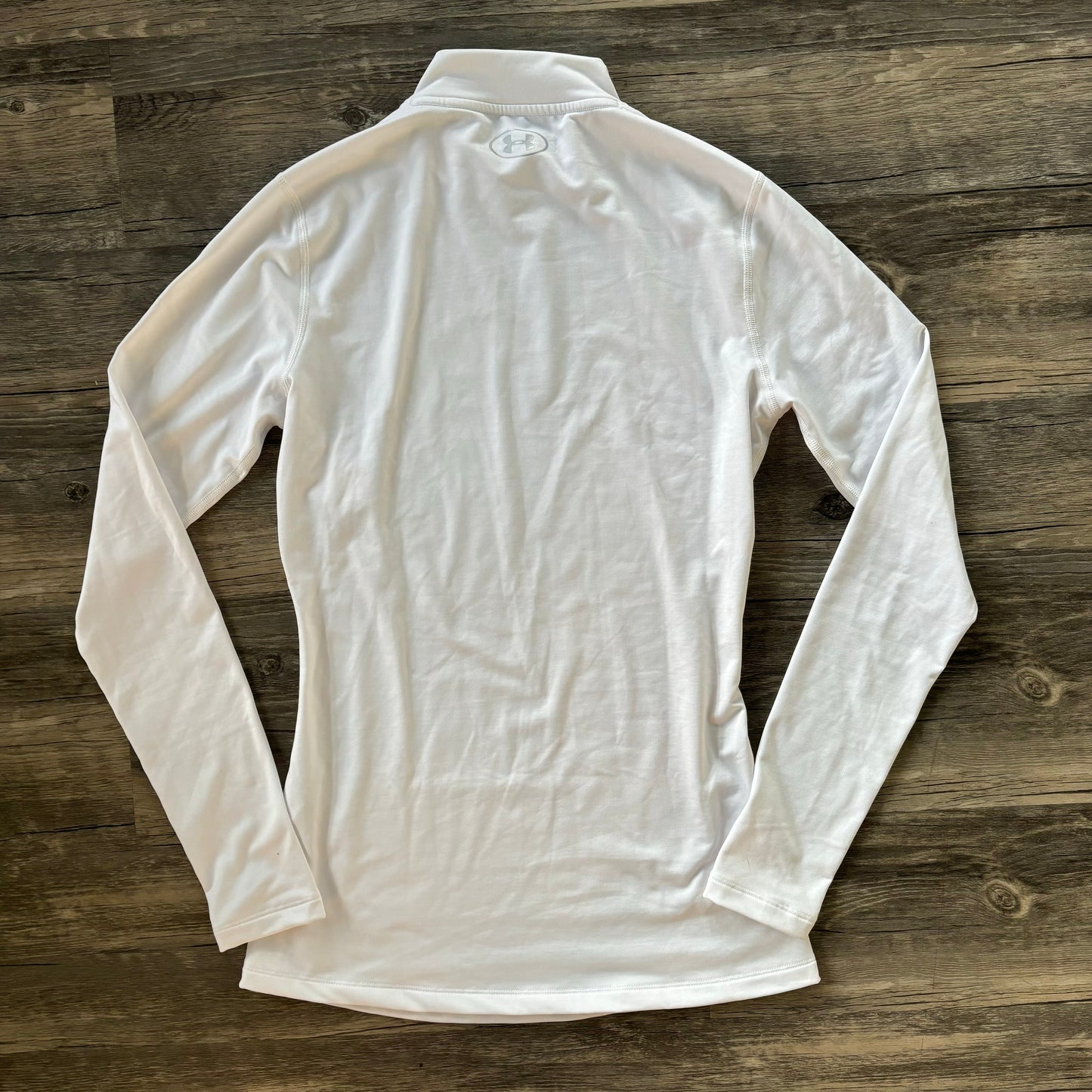 Athletic Top Long Sleeve Collar By Under Armour In White, Size: S