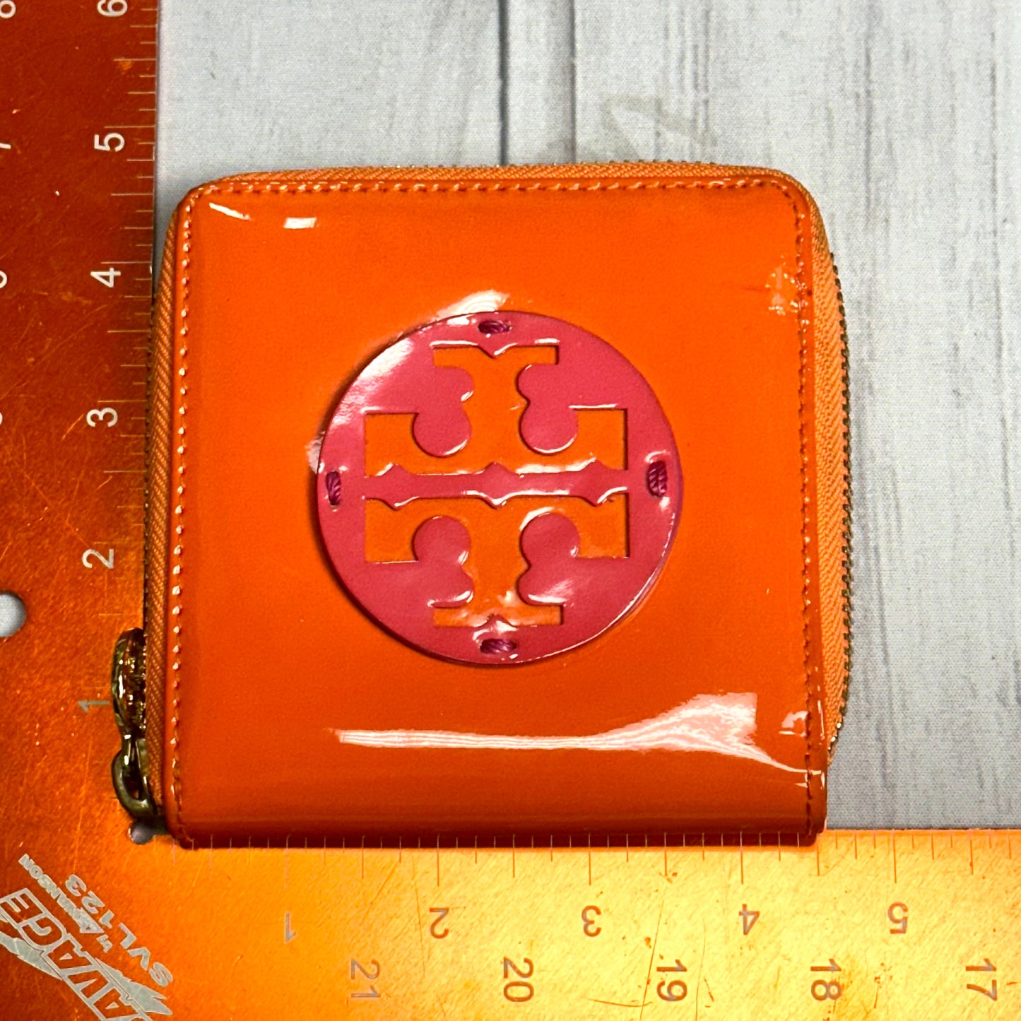 Wallet Designer By Tory Burch, Size: Medium