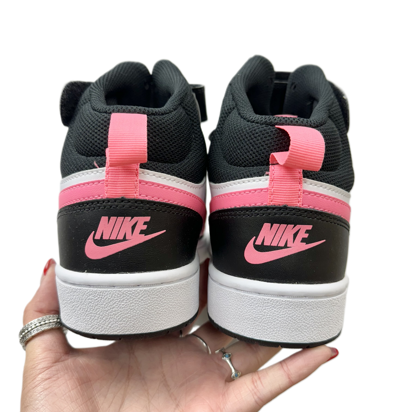 Shoes Sneakers By Nike In Black & Pink, Size: 8.5