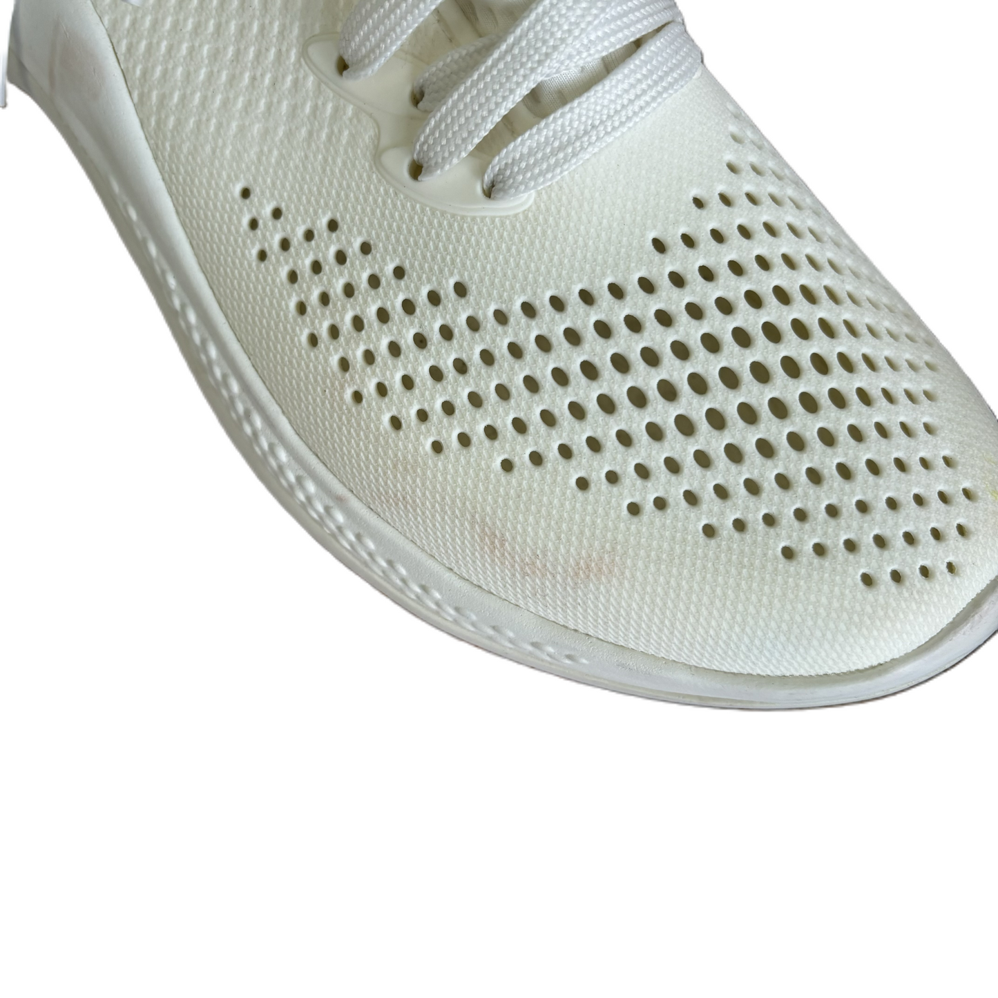 Shoes Athletic By Crocs in White, Size: 10