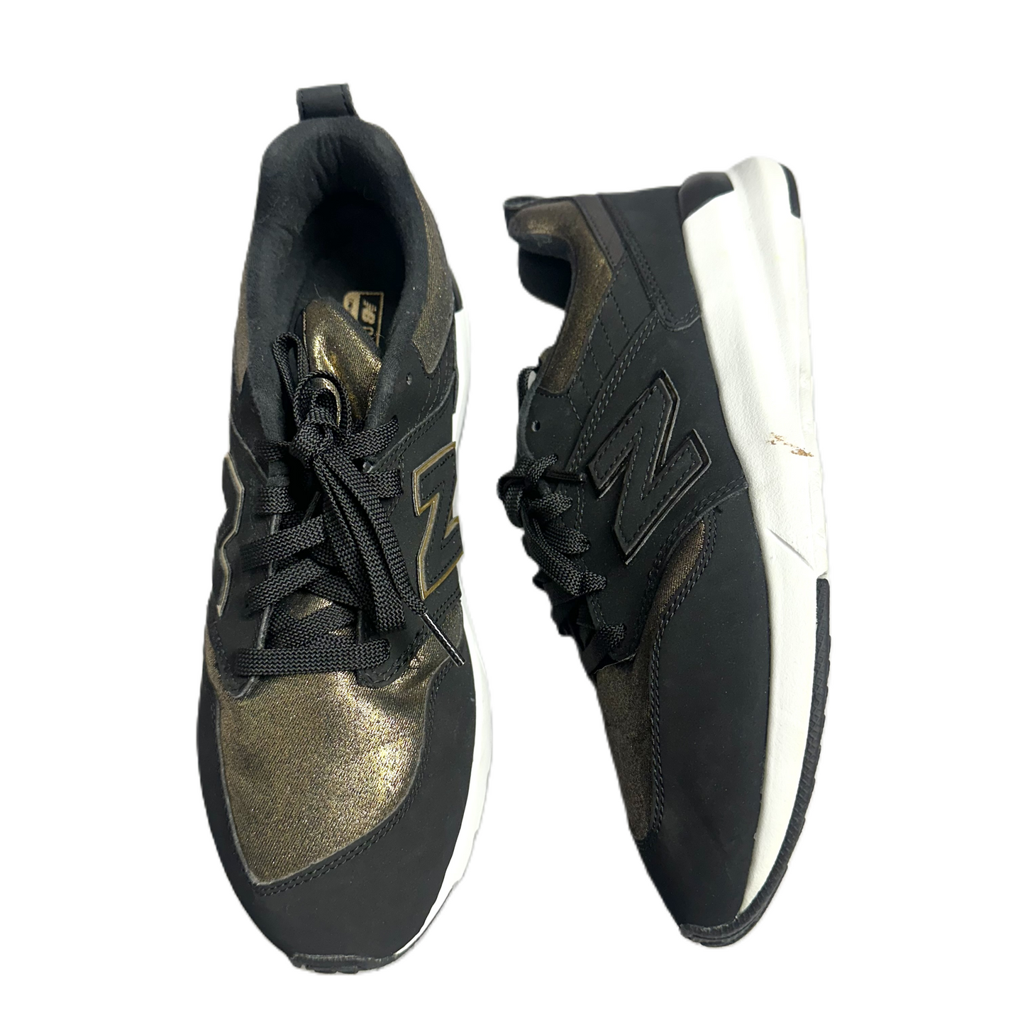 Shoes Sneakers By New Balance In Black & Gold, Size: 10.5