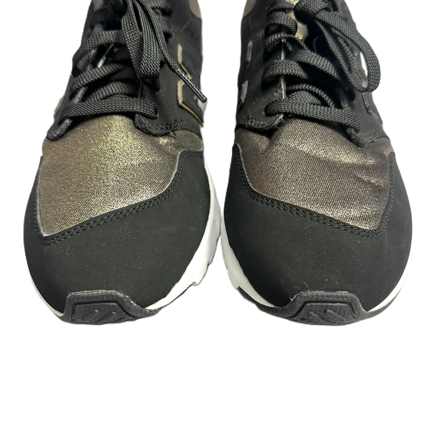 Shoes Sneakers By New Balance In Black & Gold, Size: 10.5