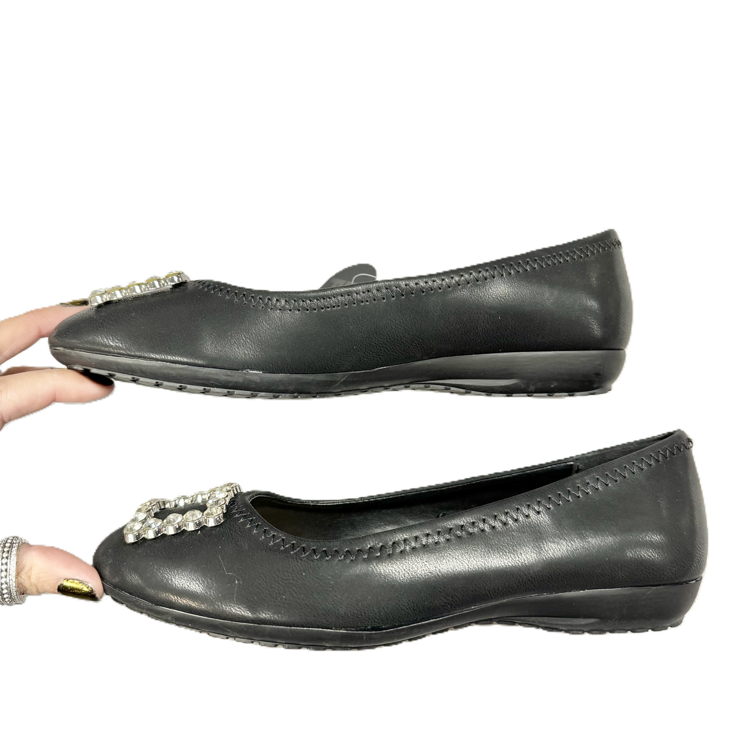 Shoes Flats By London Fog In Black, Size: 6